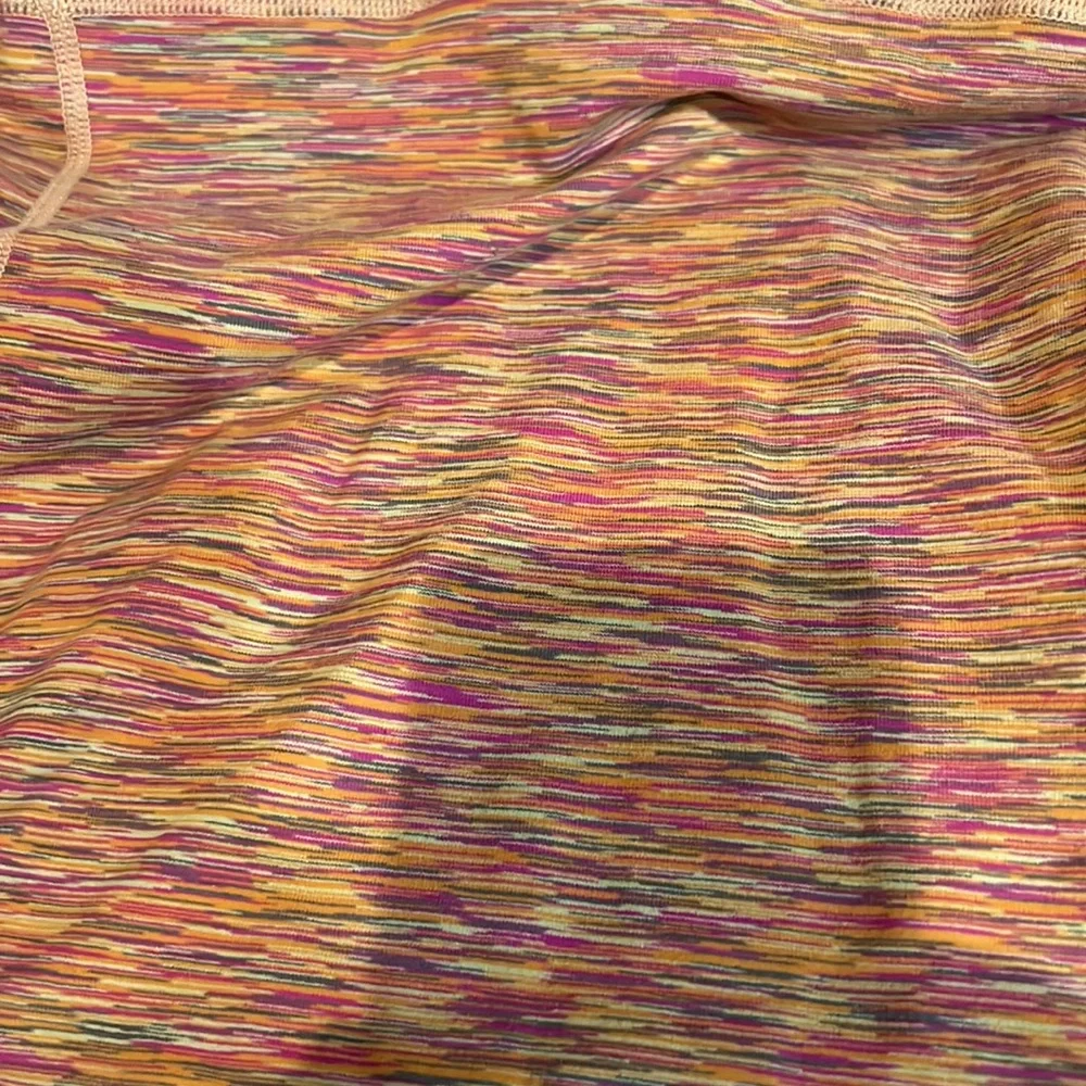 Lululemon athletica scoo neck tank, size 4 - Picture 3 of 13